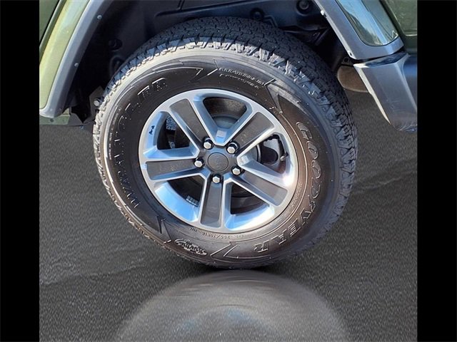 Used 2023 Jeep Wrangler Sahara w/ Cold Weather Group image 33