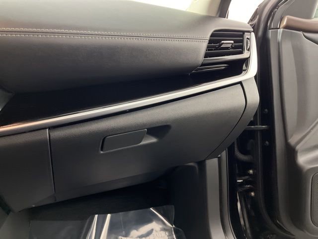 Used 2023 Nissan Rogue SL w/ SL Premium Package image 35