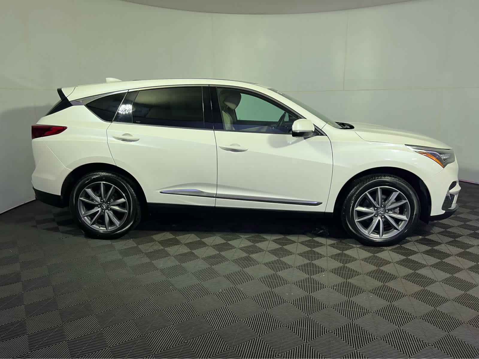 Certified 2019 Acura RDX AWD w/ Technology Package image 8