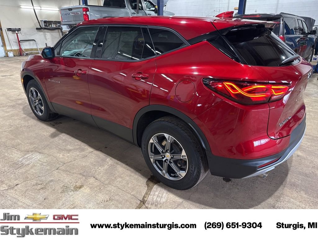 Used 2023 Chevrolet Blazer LT w/ Driver Confidence Package image 6