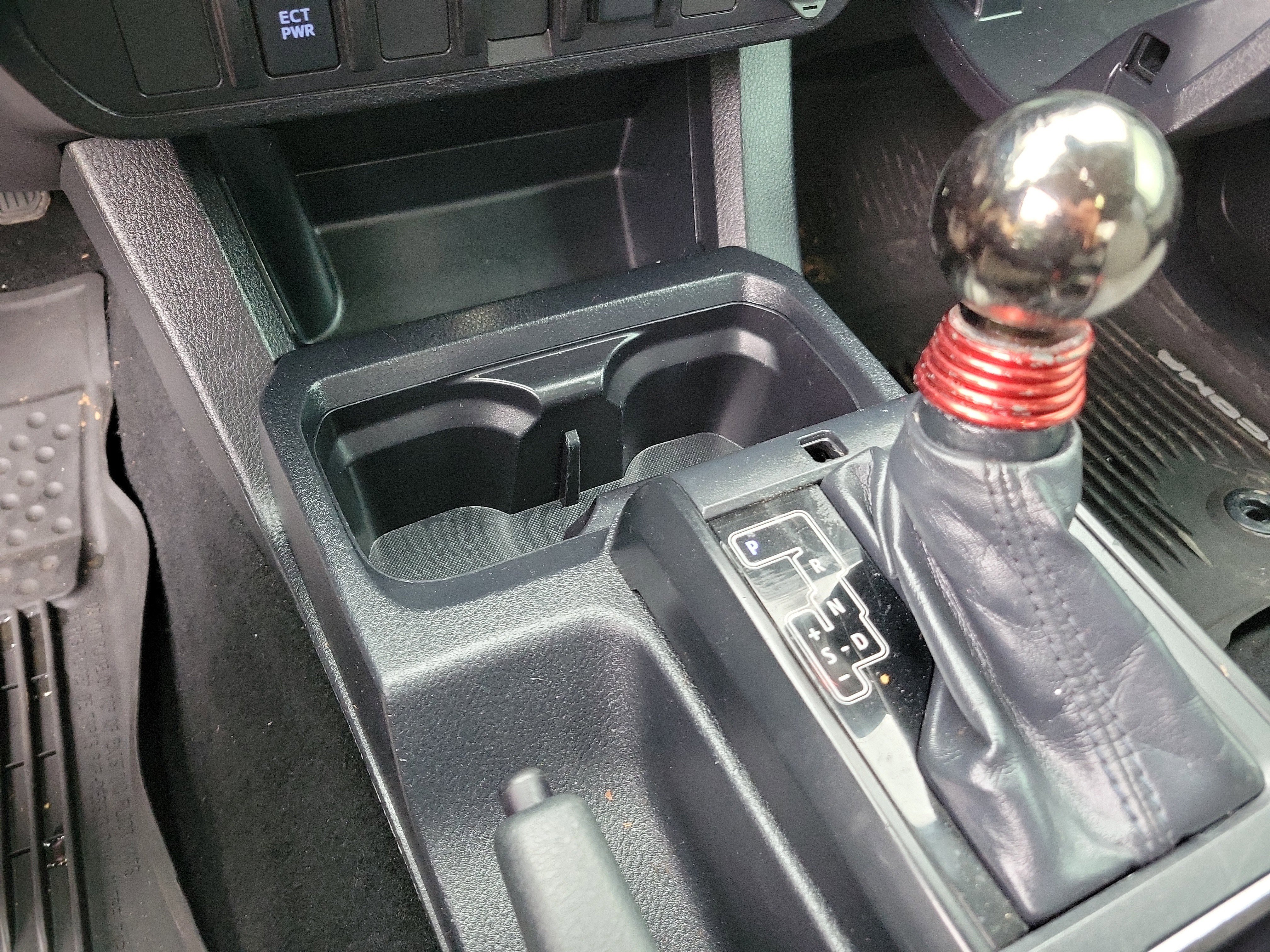 Used 2020 Toyota Tacoma SR w/ SR Convenience Package image 11