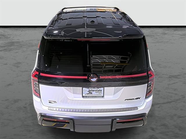 Used 2025 Nissan Armada PRO-4X AWD/4WD image 3