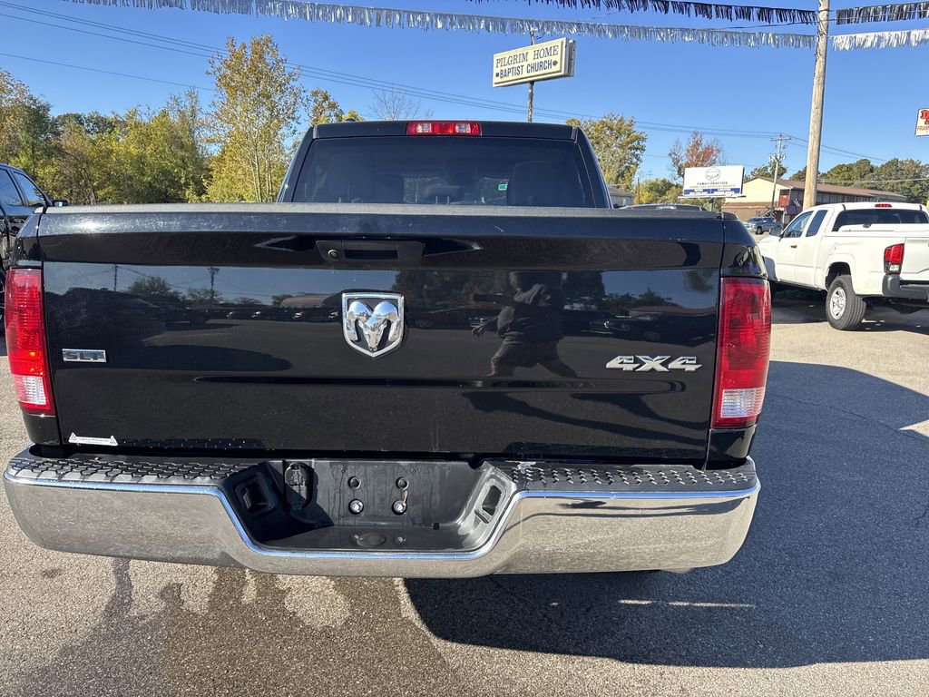 Used 2022 RAM 1500 Classic SLT image 5