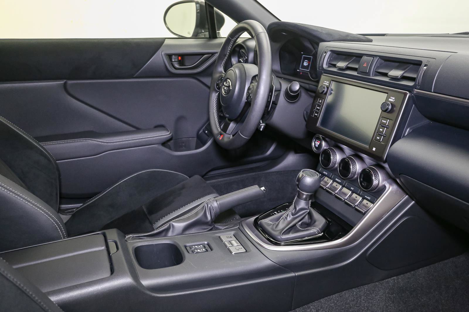 Certified 2024 Toyota GR86 Premium RWD image 20