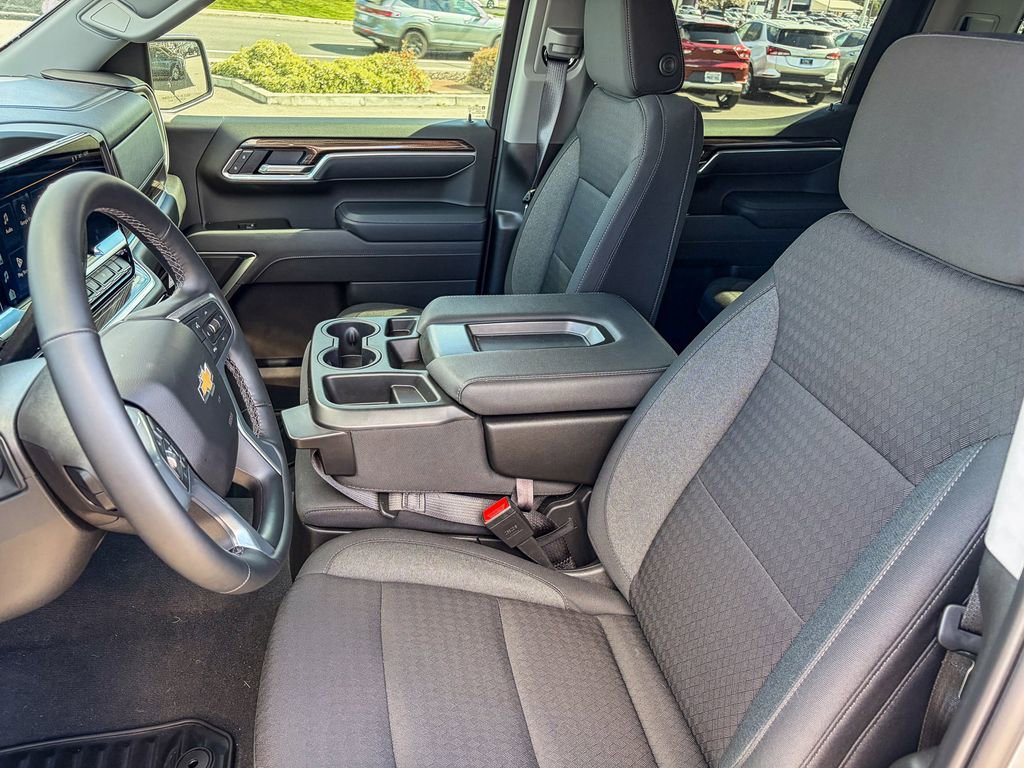 Used 2026 Chevrolet Silverado 1500 LT image 16