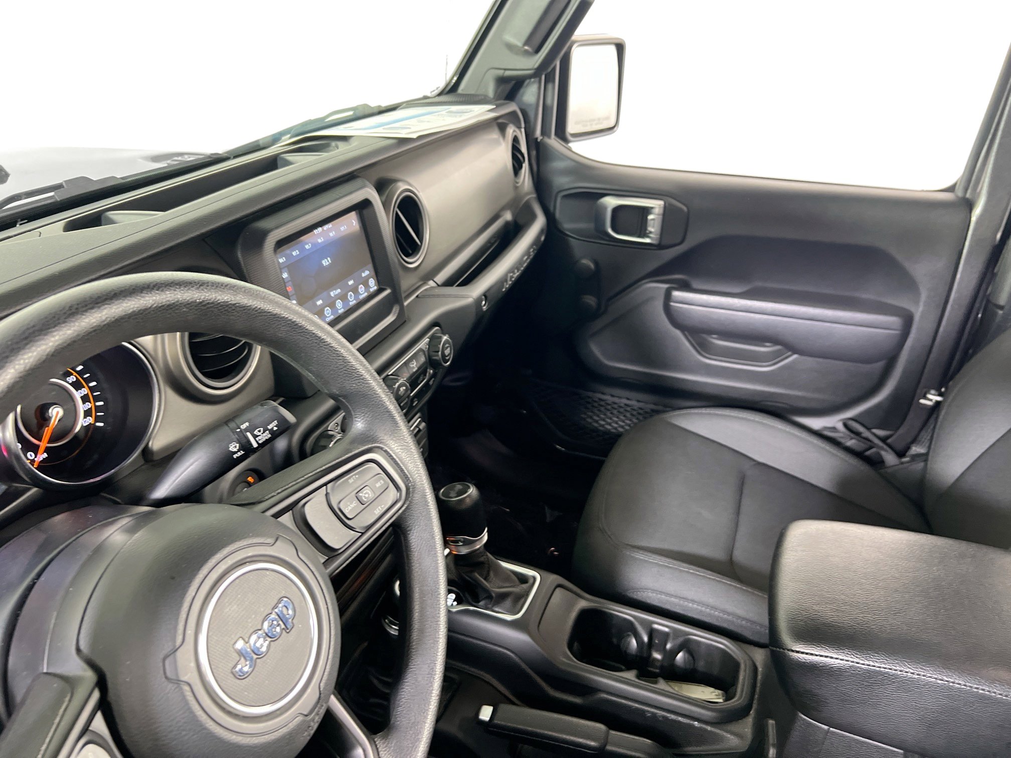 Used 2022 Jeep Wrangler Sport image 21