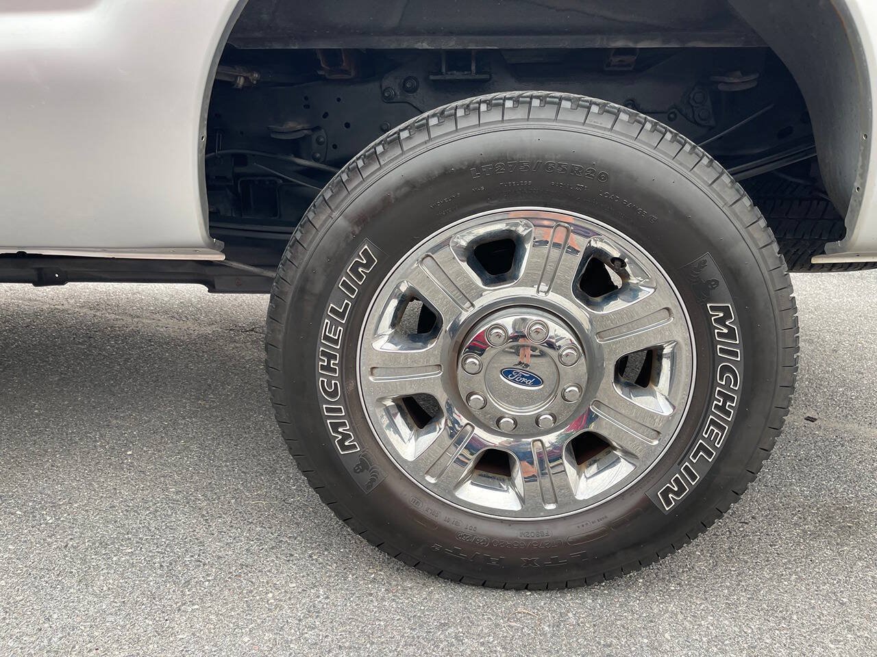 Used 2016 Ford F350 4x4 Crew Cab Super Duty image 17