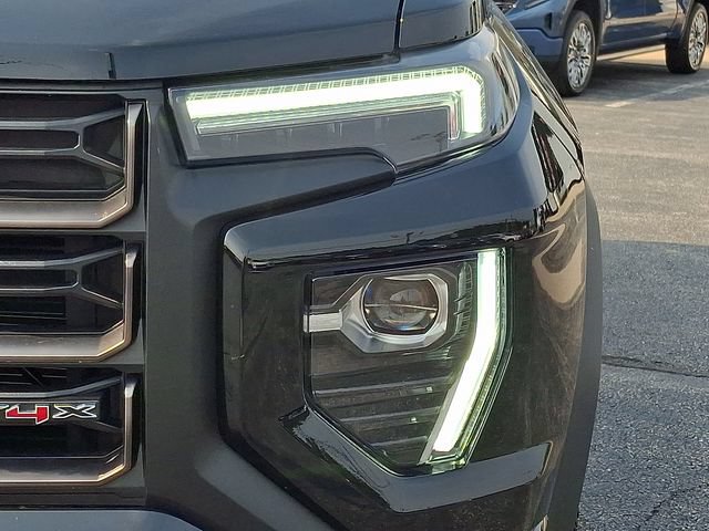 Certified 2023 GMC Canyon AT4X AWD/4WD image 9