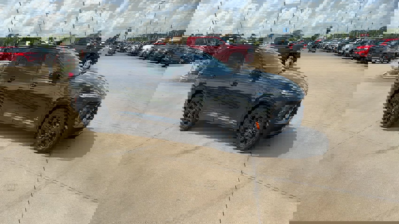 New 2025 Buick Envision Sport Touring image 2