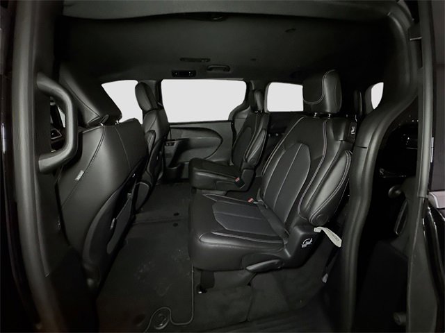 New 2026 Chrysler Pacifica Select image 15
