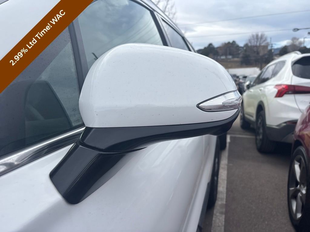 Certified 2023 Hyundai Santa Fe SEL w/ Premium Package image 11