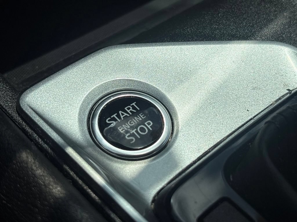 Used 2025 Nissan Altima 2.5 SV FWD image 25