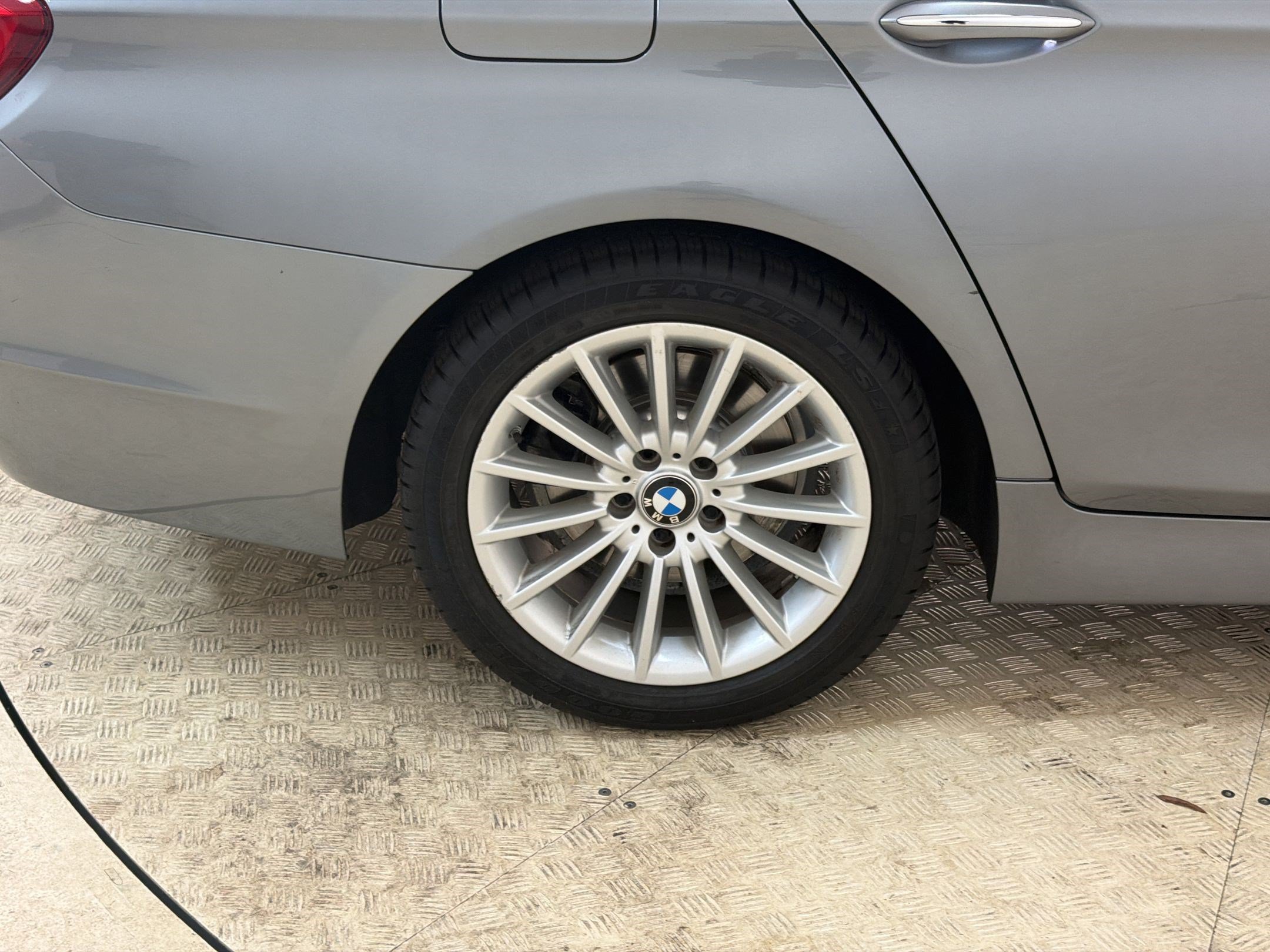 Used 2013 BMW 535i xDrive Sedan AWD/4WD image 12