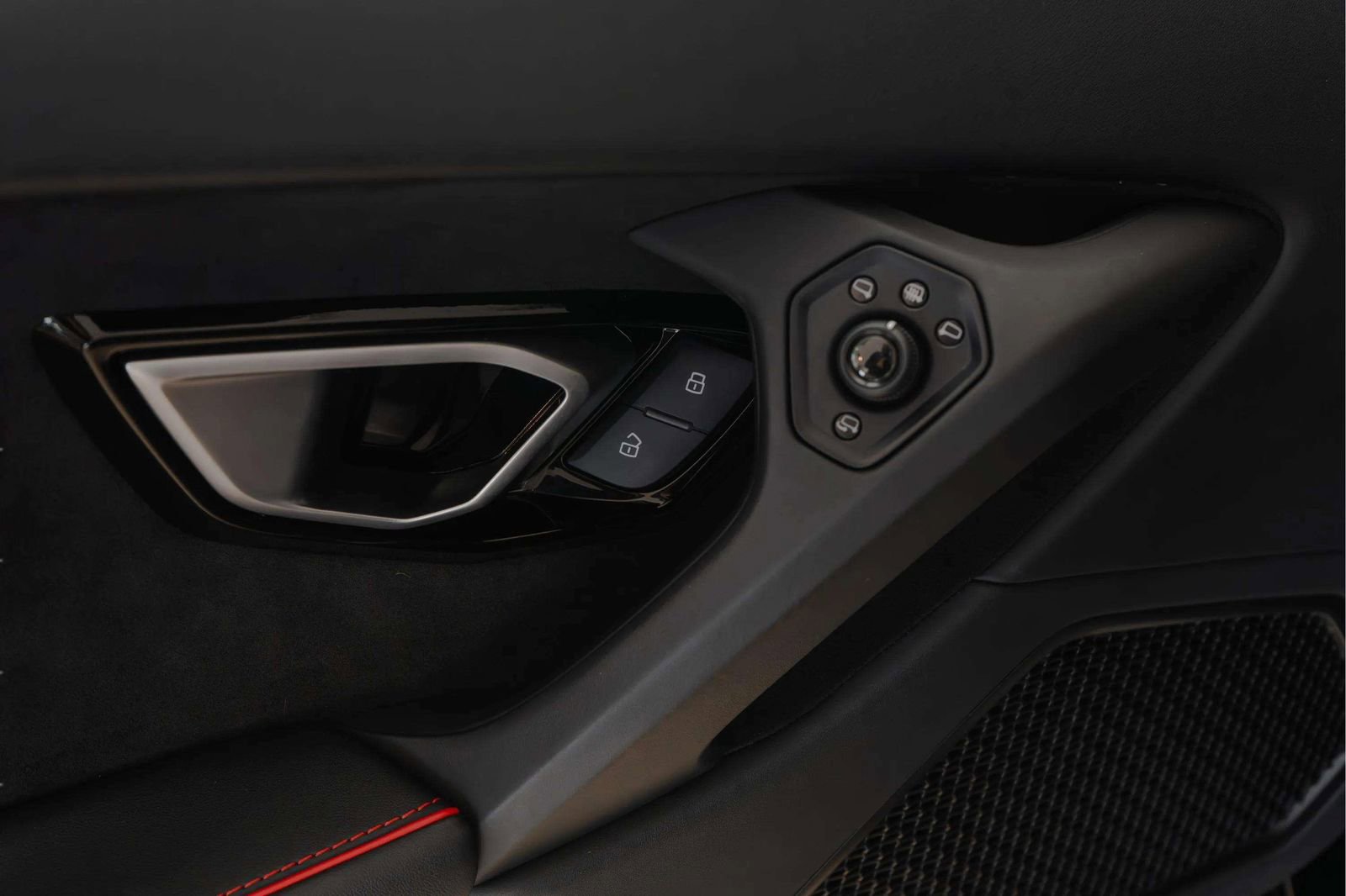 Used 2023 Lamborghini Huracan EVO RWD image 22