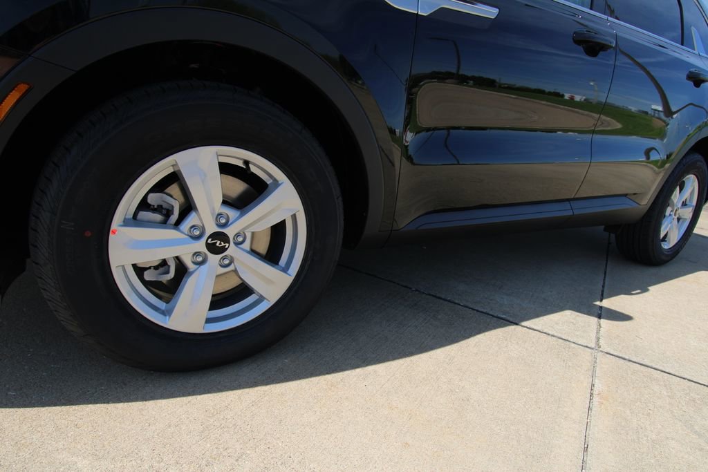 New 2026 Kia Sorento LX image 10