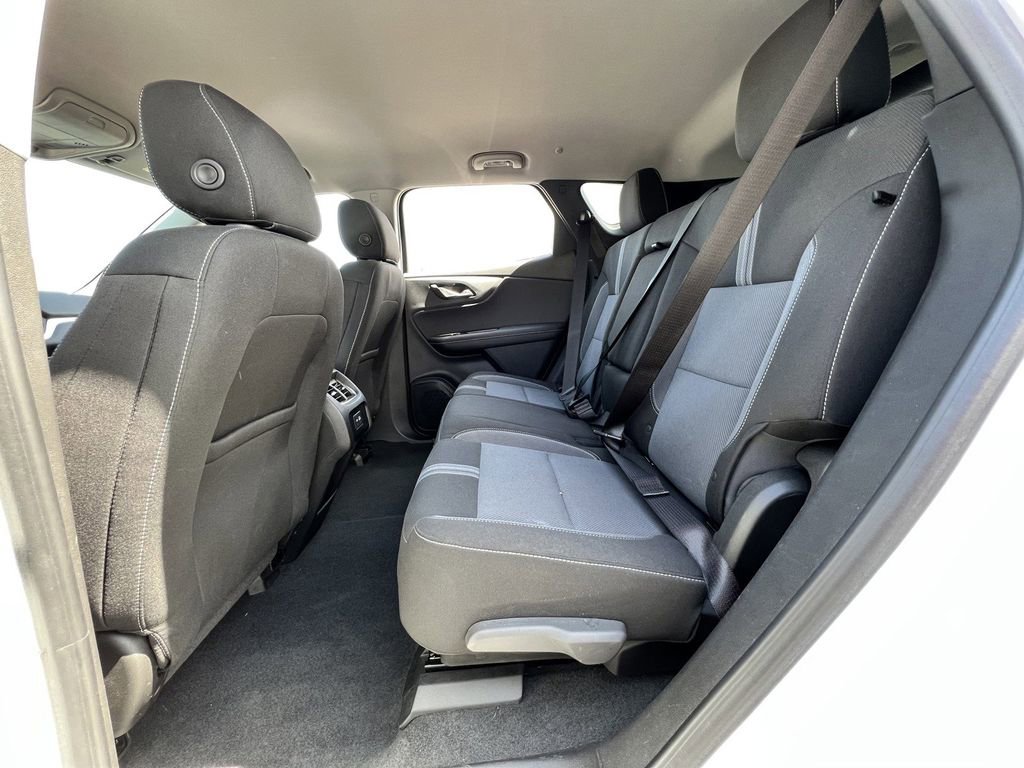 Used 2023 Chevrolet Blazer LT AWD/4WD image 30