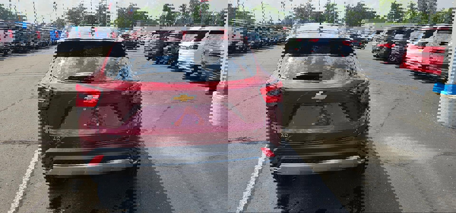 Used 2024 Chevrolet Trax LT w/ Driver Confidence Package image 5