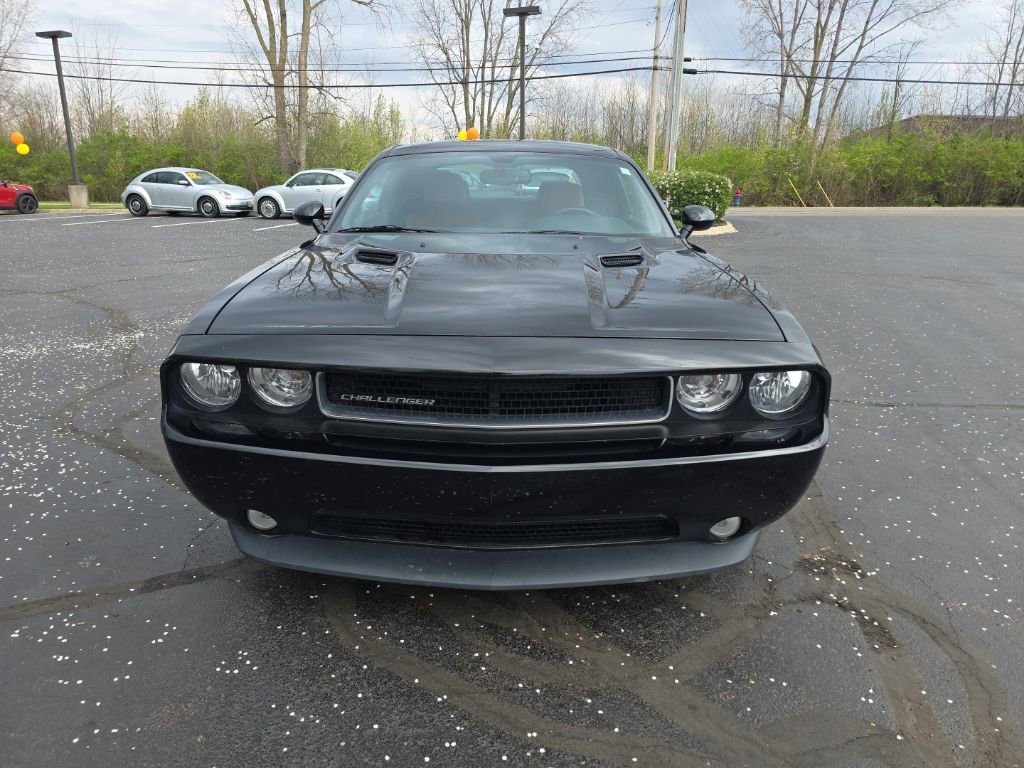 Used 2014 Dodge Challenger SXT Plus image 2