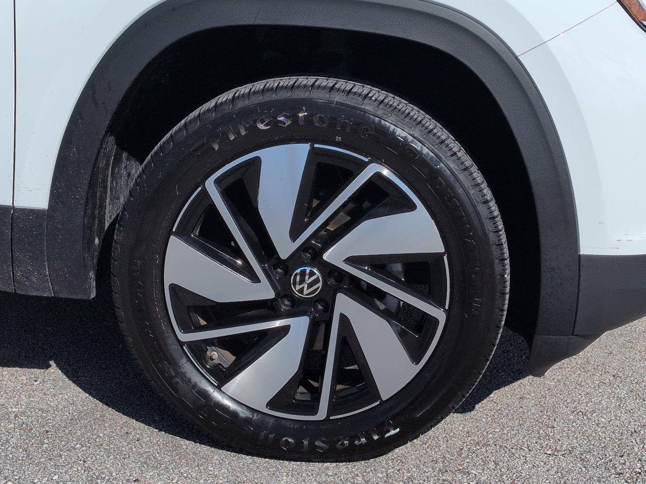 Used 2025 Volkswagen Atlas SE FWD image 10