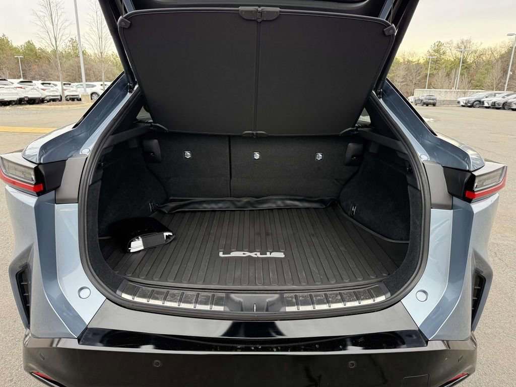 Used 2023 Lexus RZ 450e Premium w/ Technology Package image 29