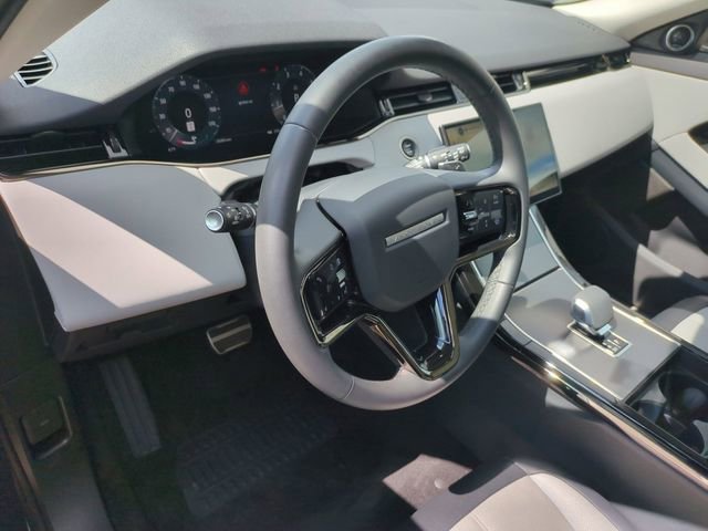 Used 2024 Land Rover Range Rover Evoque Dynamic SE AWD/4WD image 7