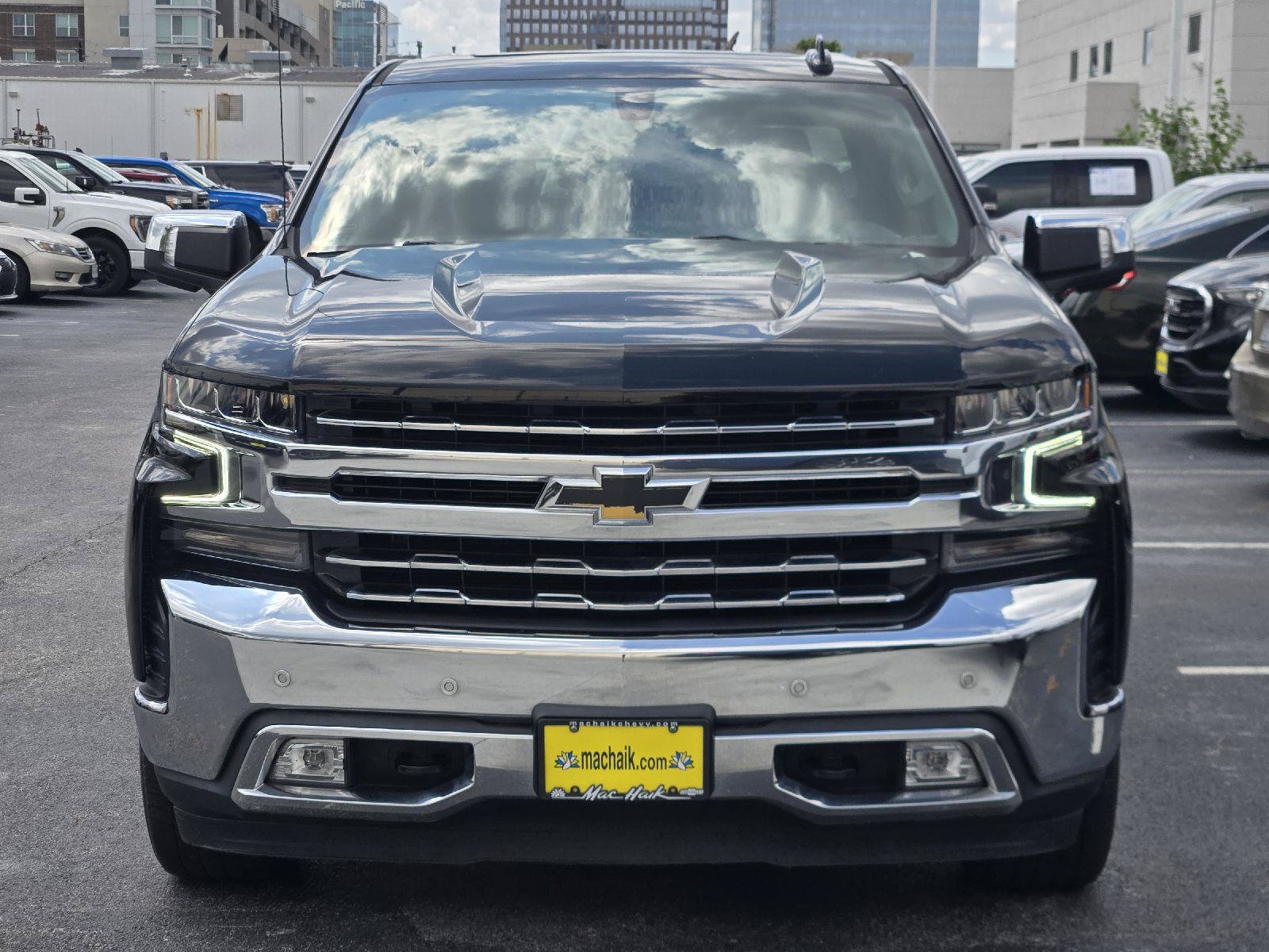 Used 2021 Chevrolet Silverado 1500 LTZ RWD image 2