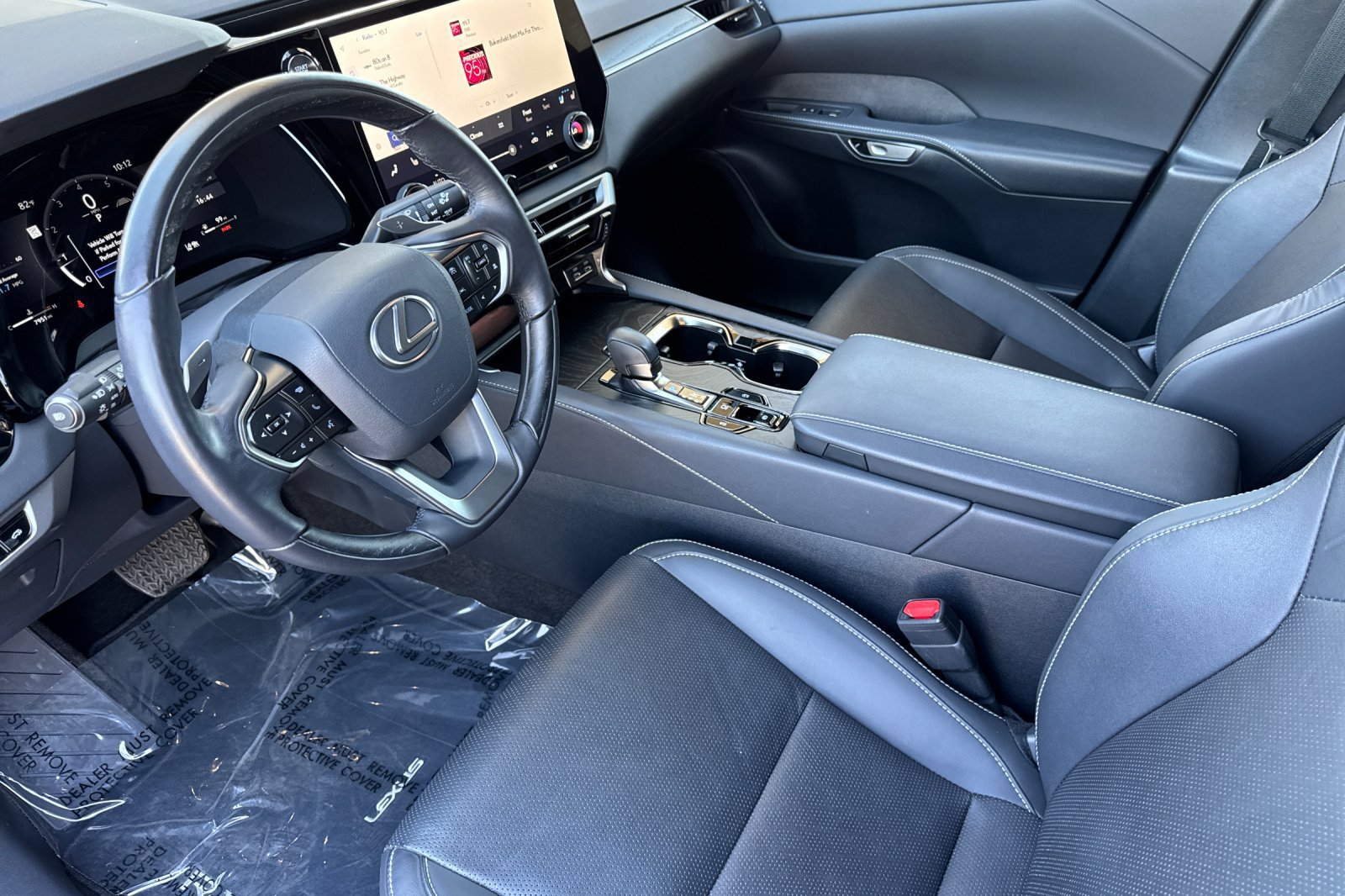 Certified 2025 Lexus RX 350 Premium Plus w/ Accessory Package (Z1) FWD image 11