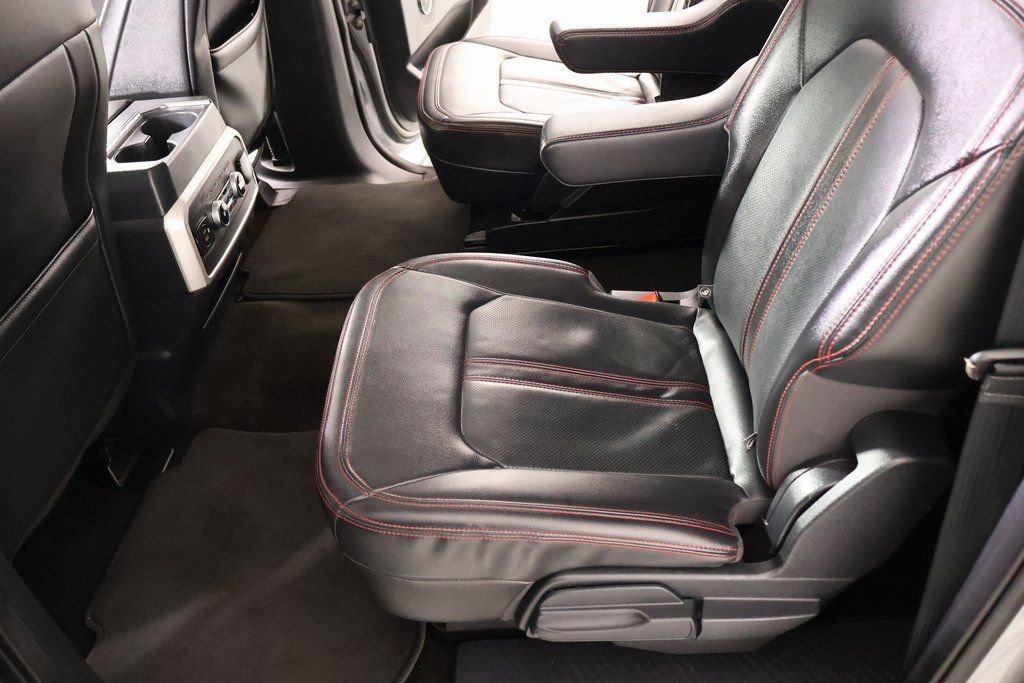 Used 2022 Ford Expedition Max Limited image 12