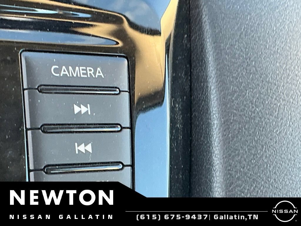 Used 2018 Nissan Rogue S FWD image 13