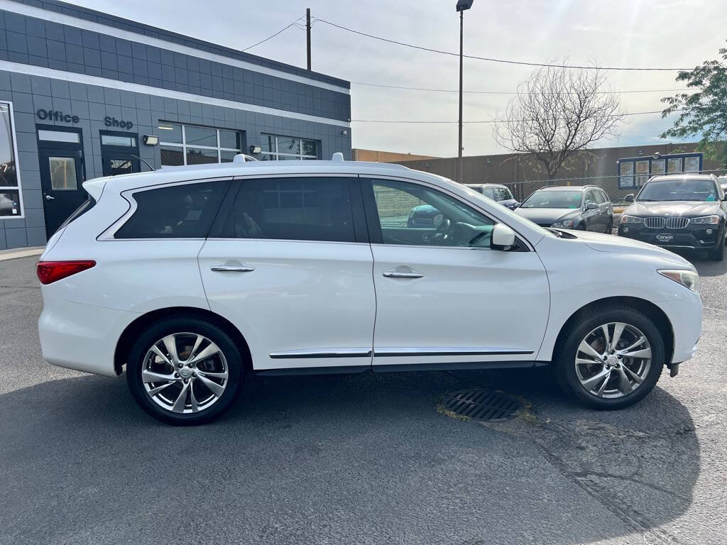 Used 2013 INFINITI JX35 AWD w/ Premium Pkg image 8