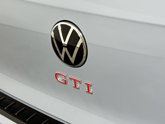 New 2026 Volkswagen GTI SE FWD image 18