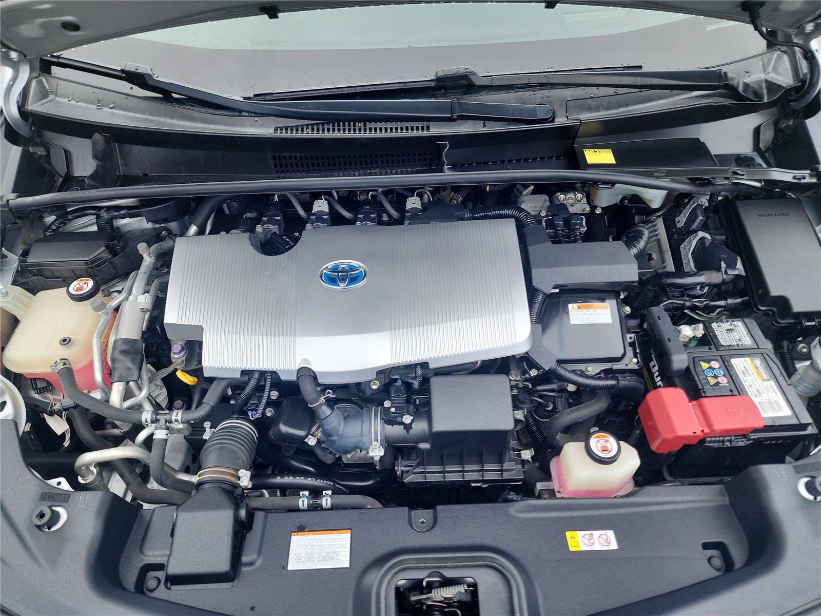 Used 2017 Toyota Prius Prime Advanced FWD image 15