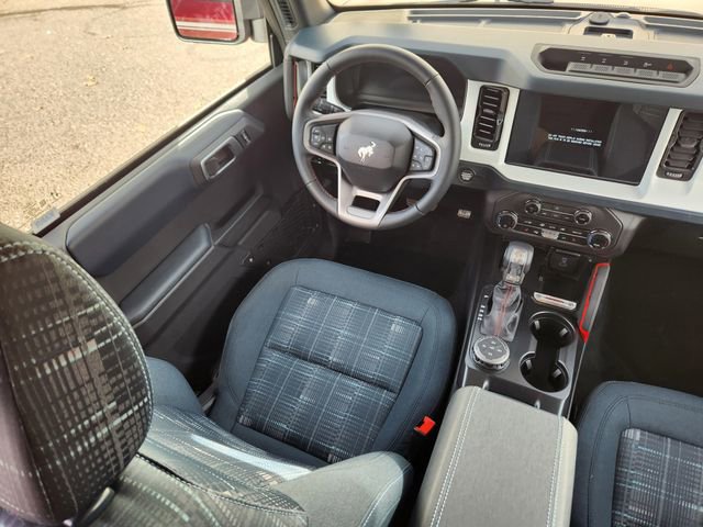 New 2025 Ford Bronco Heritage Edition image 10