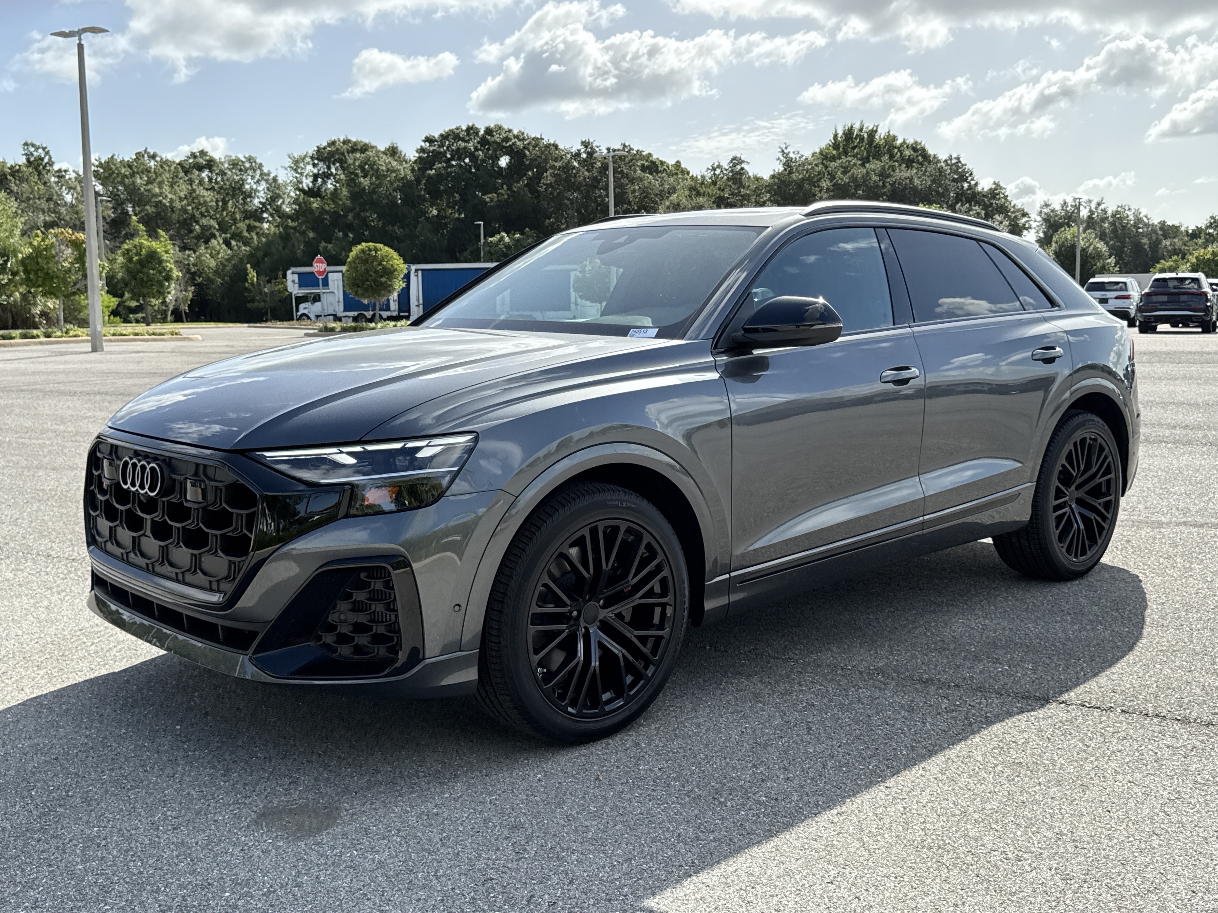 New 2026 Audi SQ8 Premium Plus AWD/4WD image 6