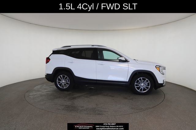 Used 2023 GMC Terrain SLT image 24