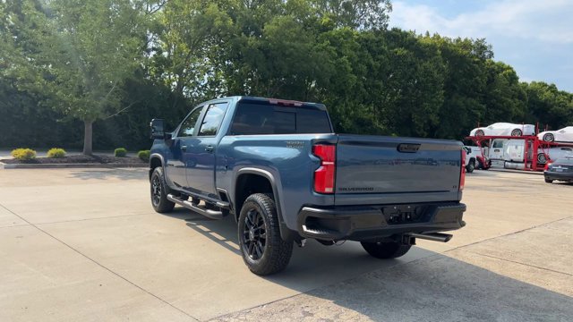 Used 2025 Chevrolet Silverado 2500 LT w/ Trail Boss Package AWD/4WD image 7