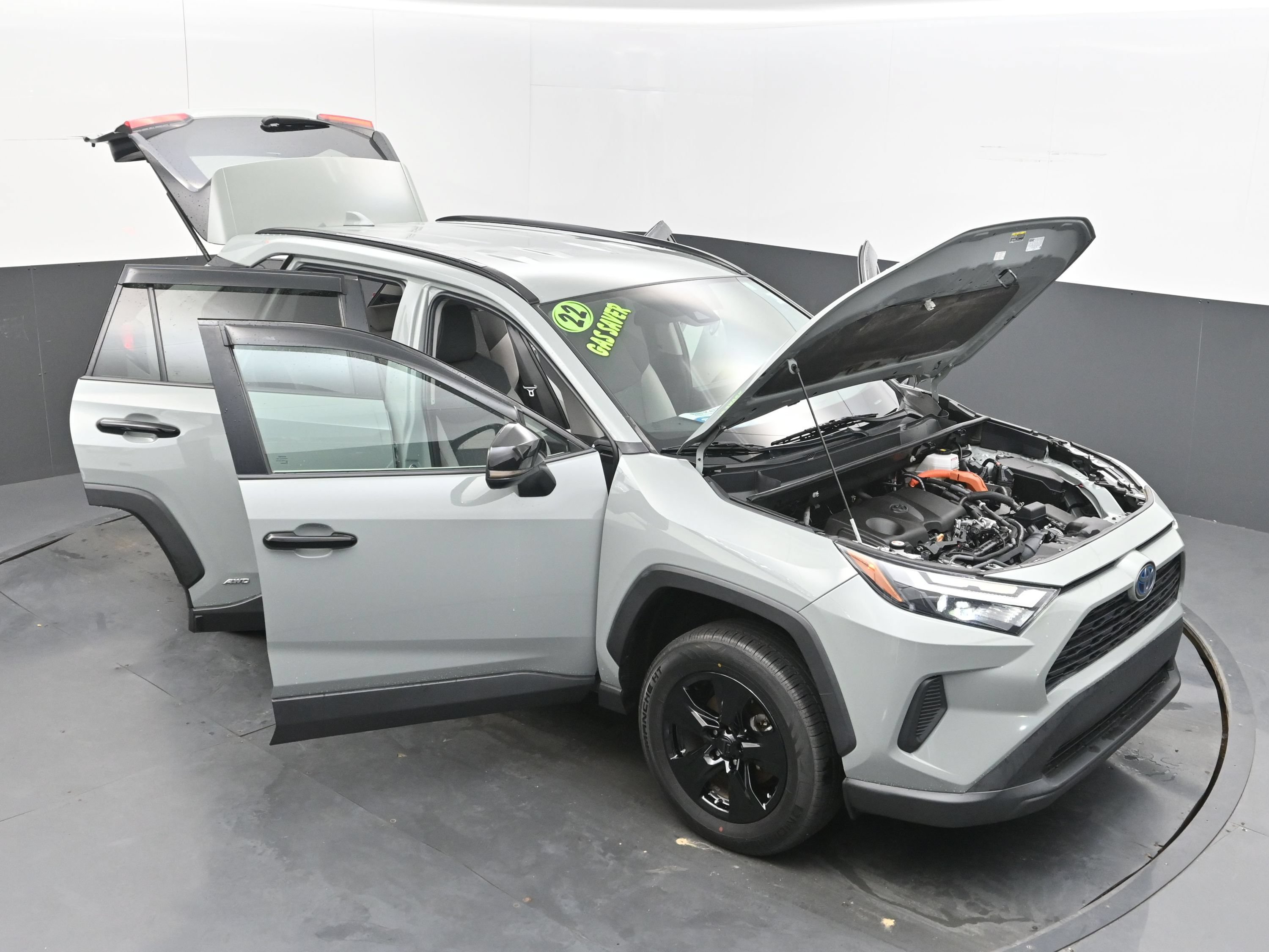 Used 2022 Toyota RAV4 XLE AWD/4WD image 39