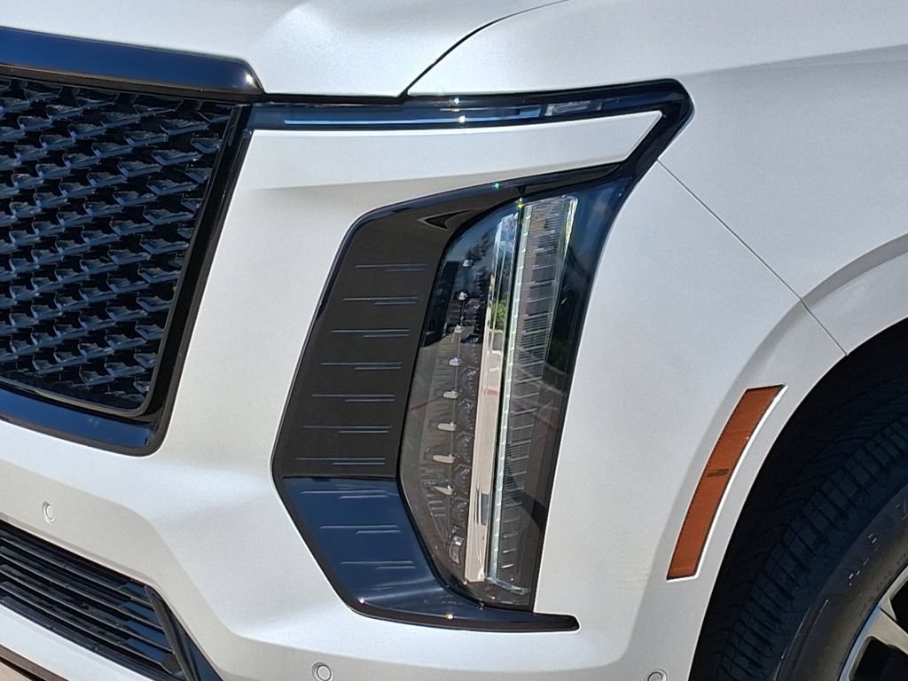 Certified 2025 Cadillac Escalade ESV Sport Platinum AWD/4WD image 8