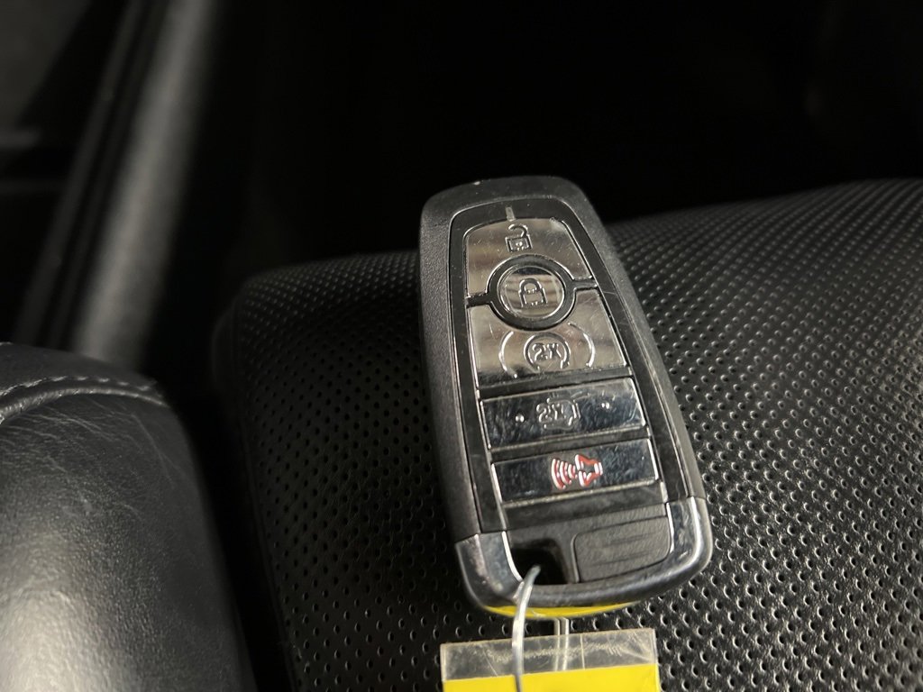 Used 2020 Lincoln Navigator L Reserve w/ Equipment Group 208A Reserve image 44