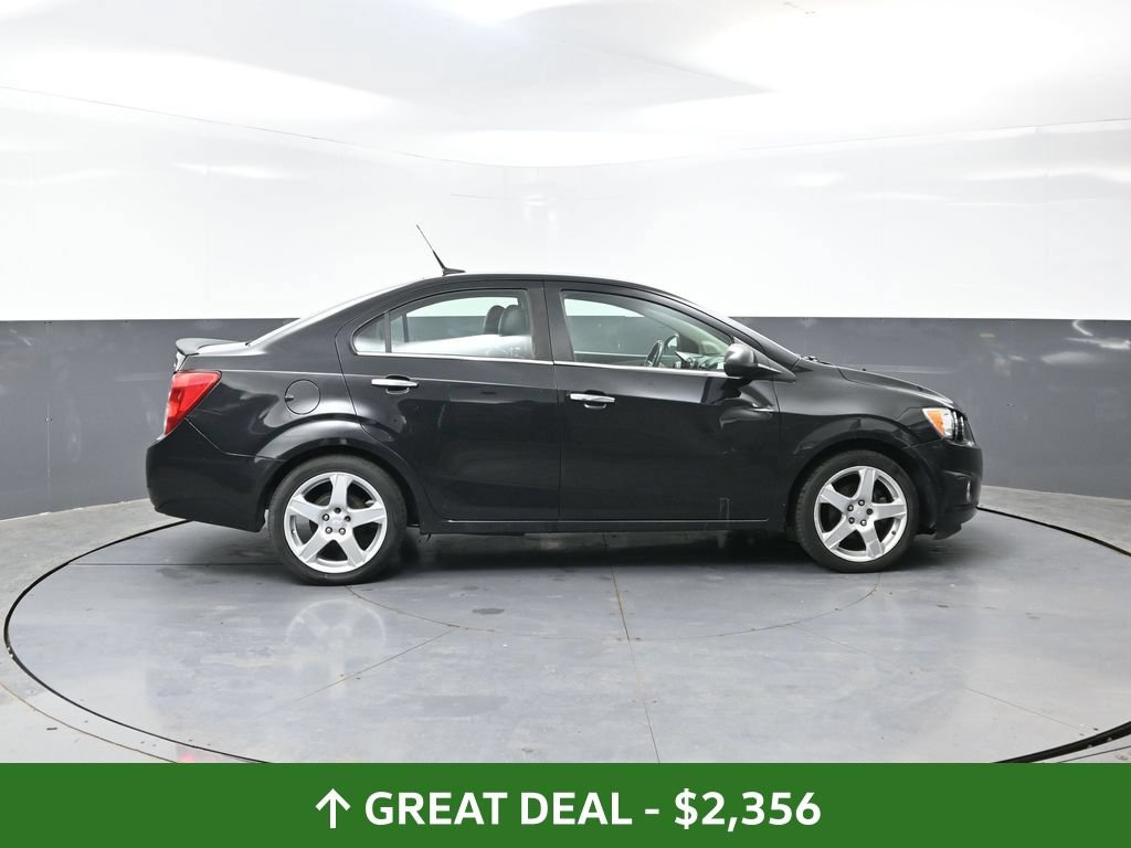 Used 2014 Chevrolet Sonic LTZ FWD image 2