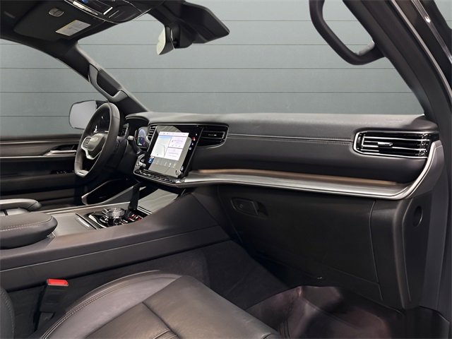 Used 2024 Jeep Wagoneer Series III image 38