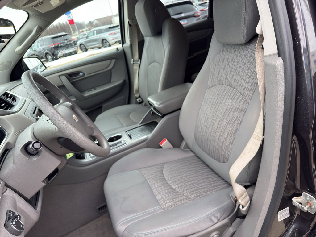 Used 2017 Chevrolet Traverse LS image 10