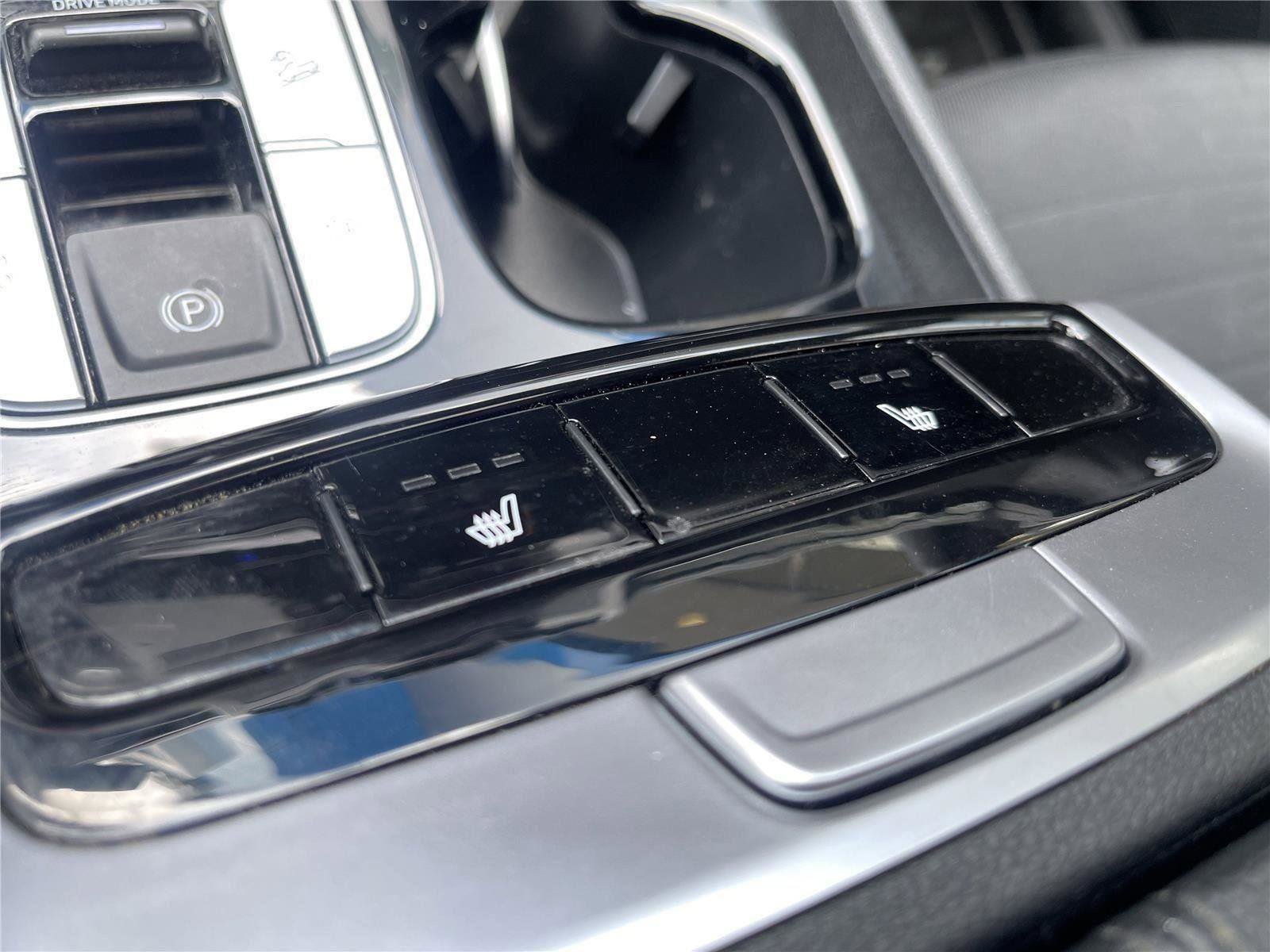 Used 2023 Hyundai Santa Cruz SEL Premium AWD/4WD image 31