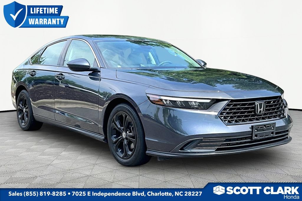 Used 2023 Honda Accord EX image 1