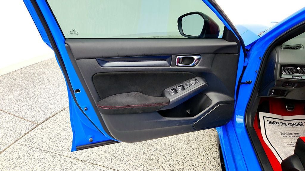 Used 2023 Honda Civic Type R image 10