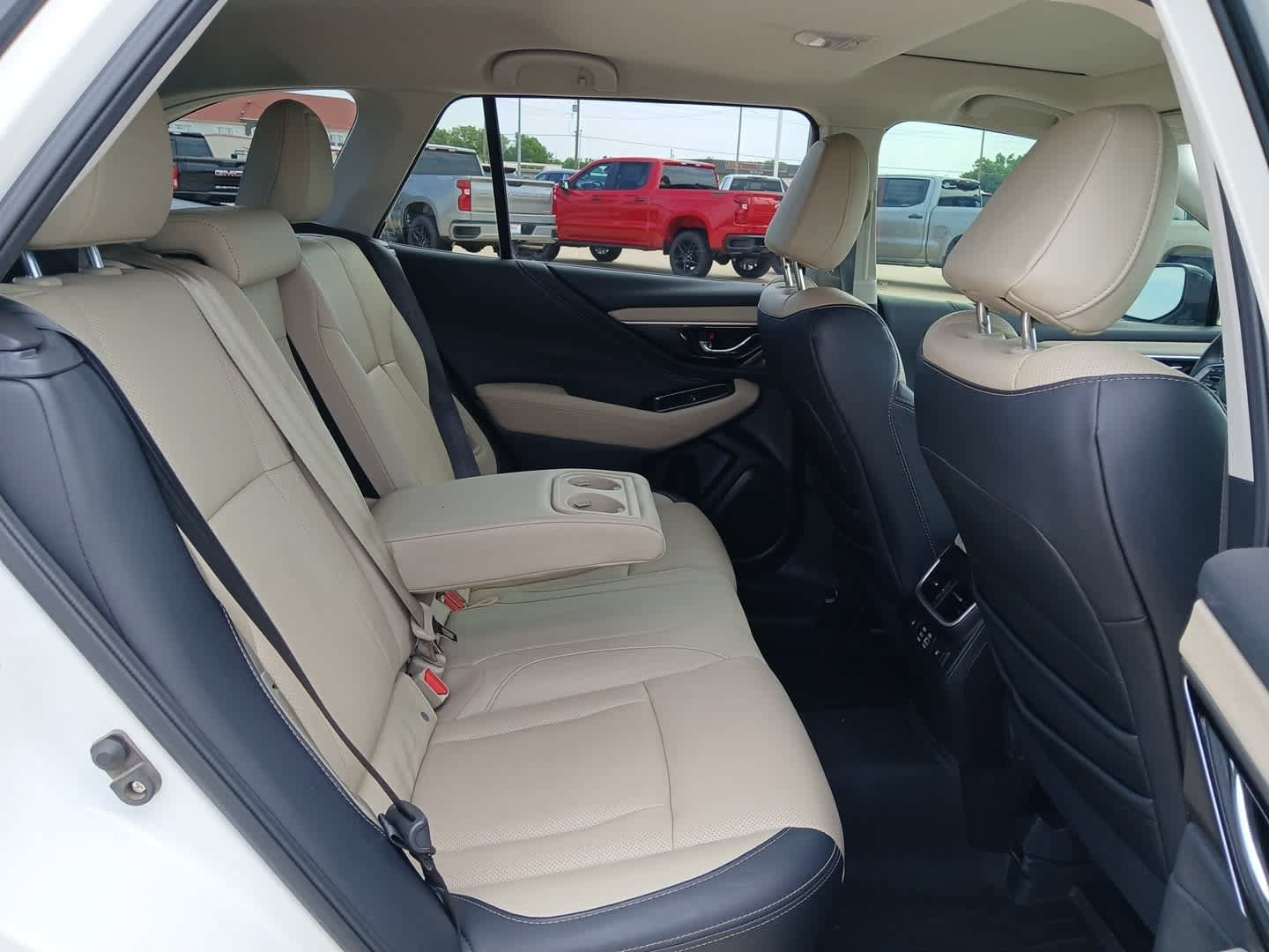 Used 2024 Subaru Outback Limited AWD/4WD image 68