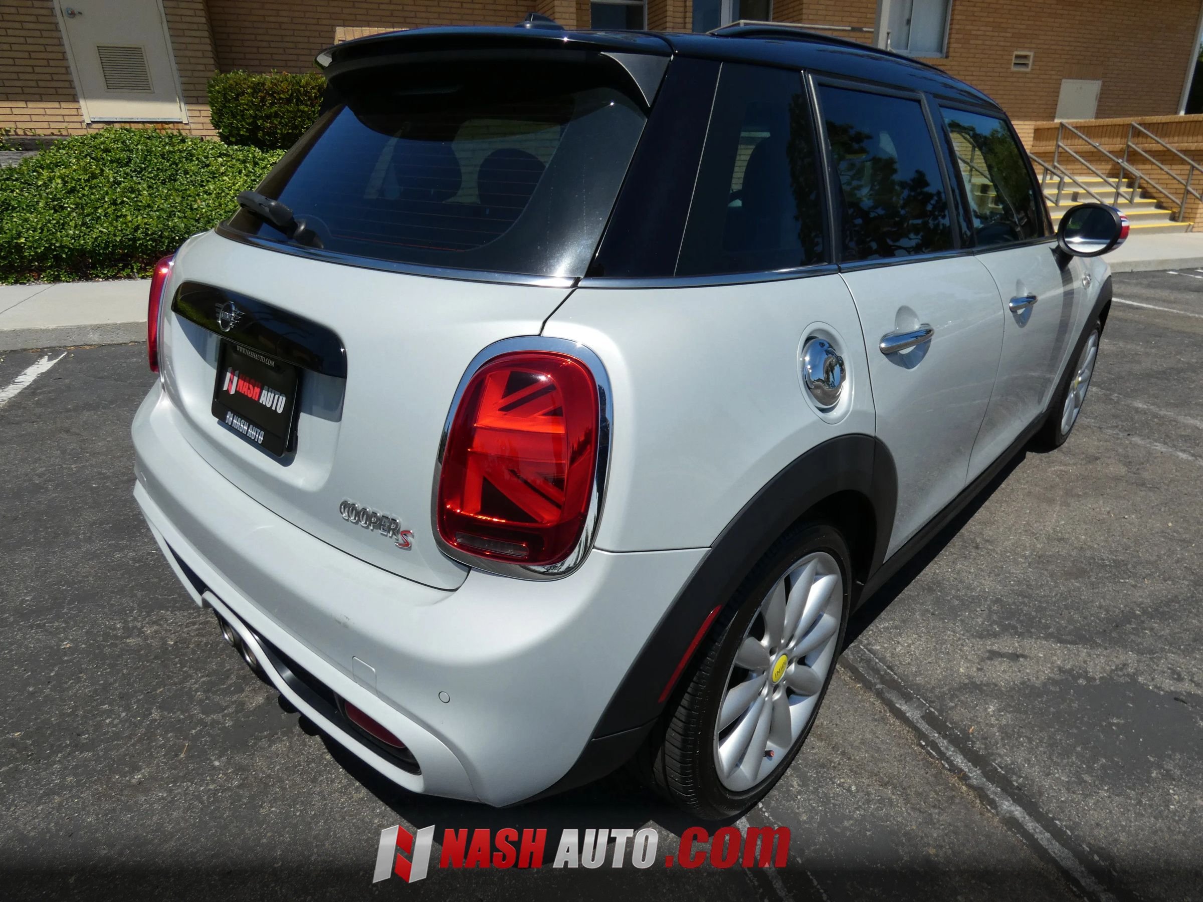 Used 2019 MINI Cooper S FWD image 8