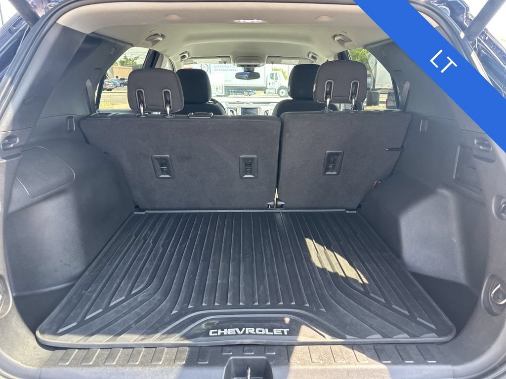 Used 2020 Chevrolet Equinox LT w/ Driver Convenience Package FWD image 26