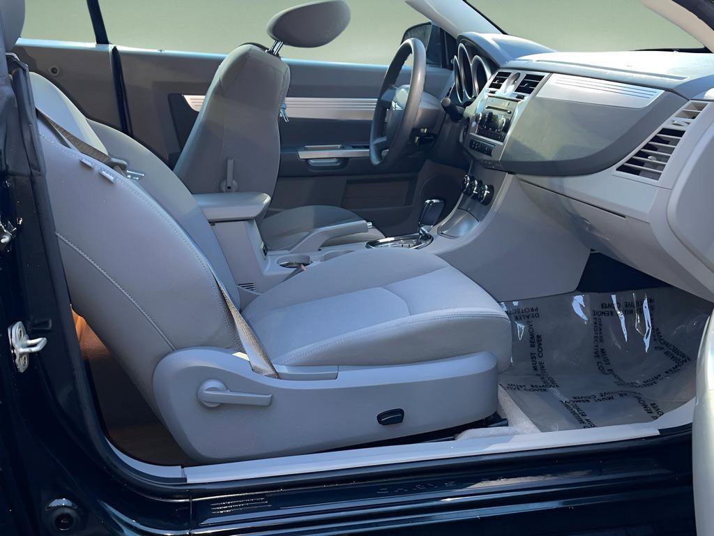 Used 2008 Chrysler Sebring Touring w/ Electronics Convenience Group image 14