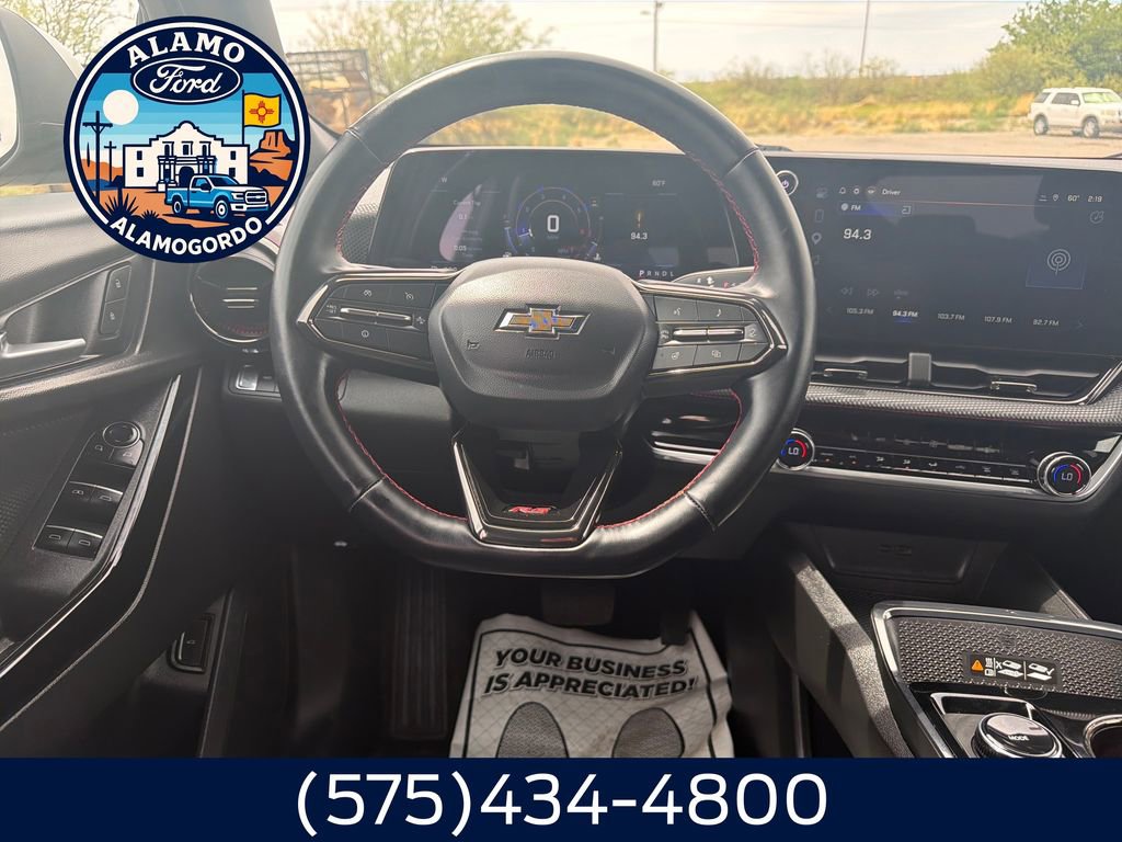 Used 2025 Chevrolet Equinox RS AWD/4WD image 13